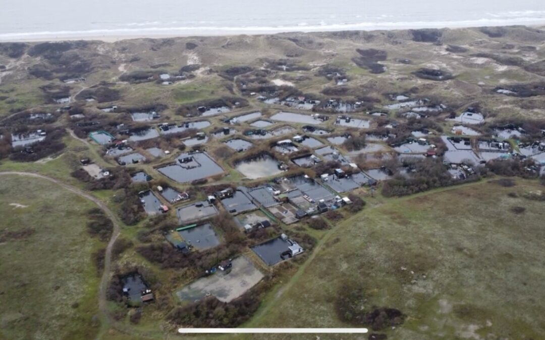 Hoge waterstand duinen Egmond aan Zee